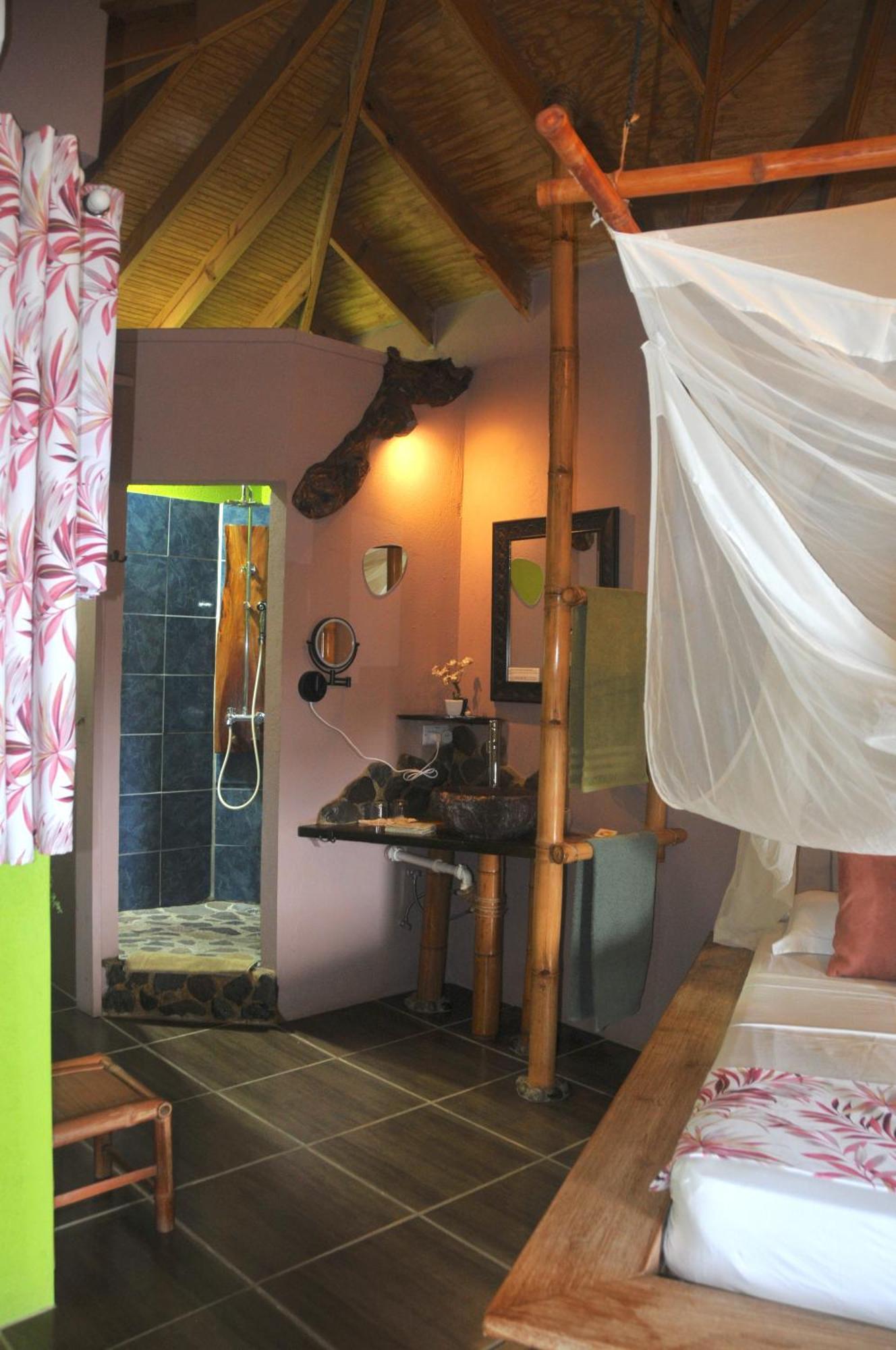 Mango Island Lodges Saint Joseph Εξωτερικό φωτογραφία